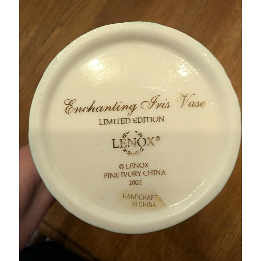 Lenox Limited Edition Enchanting Iris Vase